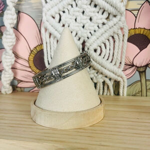 Vintage Irish Knot Bangle Bracelet | Silver Tone Hinge Cuff Celtic Endless Knot